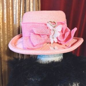 Elegant women's pink Hat